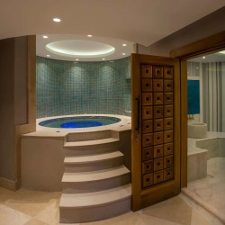 Deluxe Hotel Apartments thumbnail 10